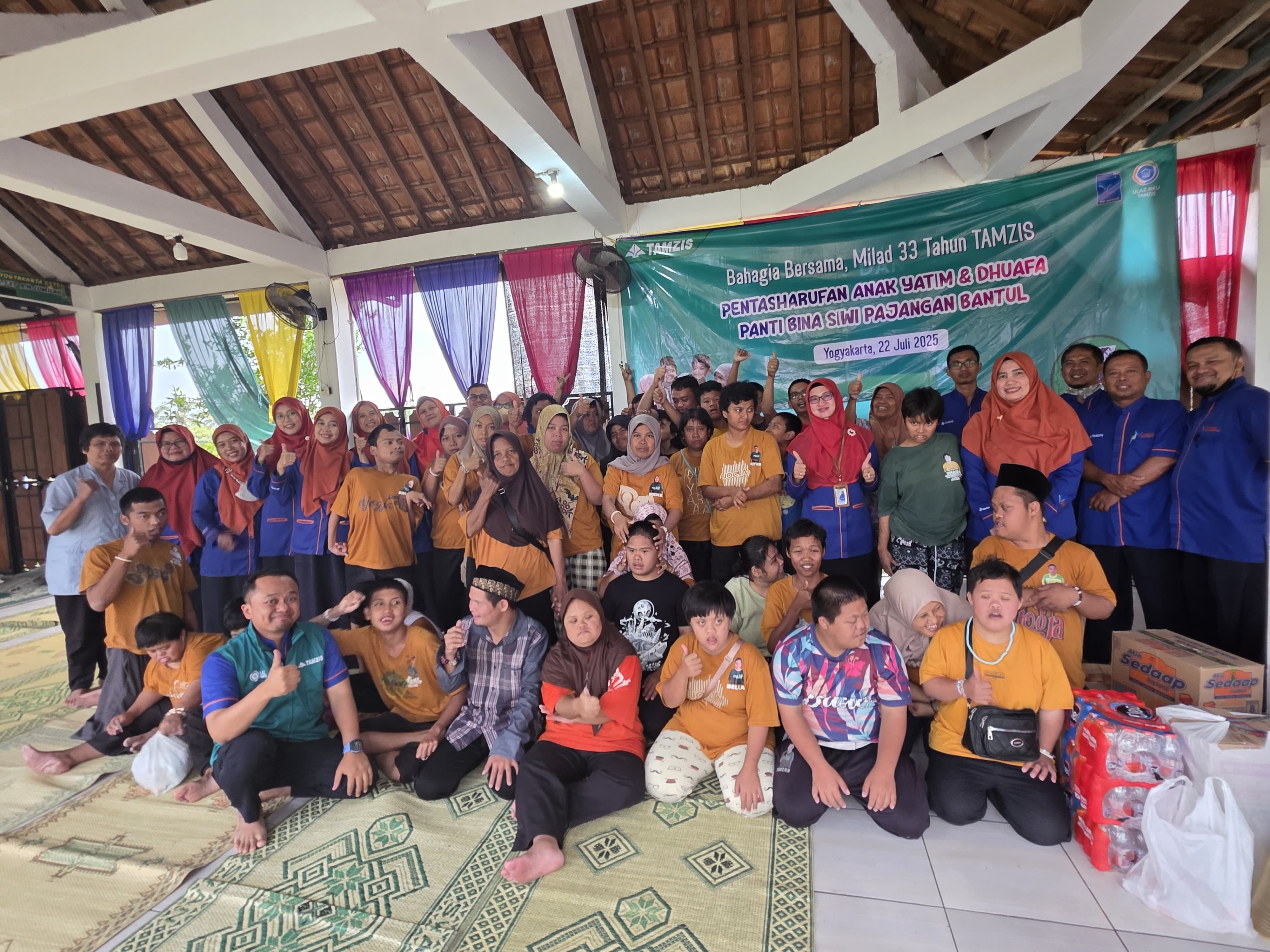 Syukur Milad ke-33, TAMZIS Area Yogya Tebar Bahagia di Panti Bina Siwi